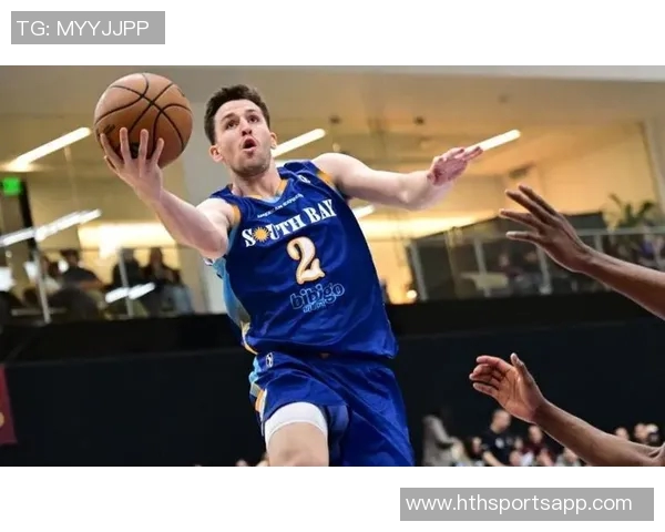 墨菲表现稳健贡献19分9板2助1帽三分球命中率需提升