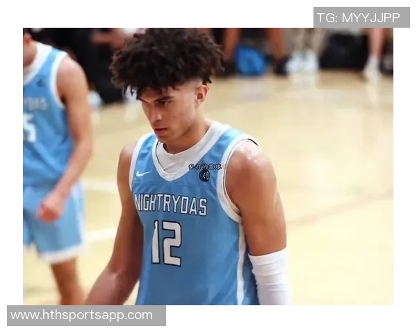 杜克新星卡梅隆布泽尔闪耀赛场砍下32分助球队开季豪取18胜1负